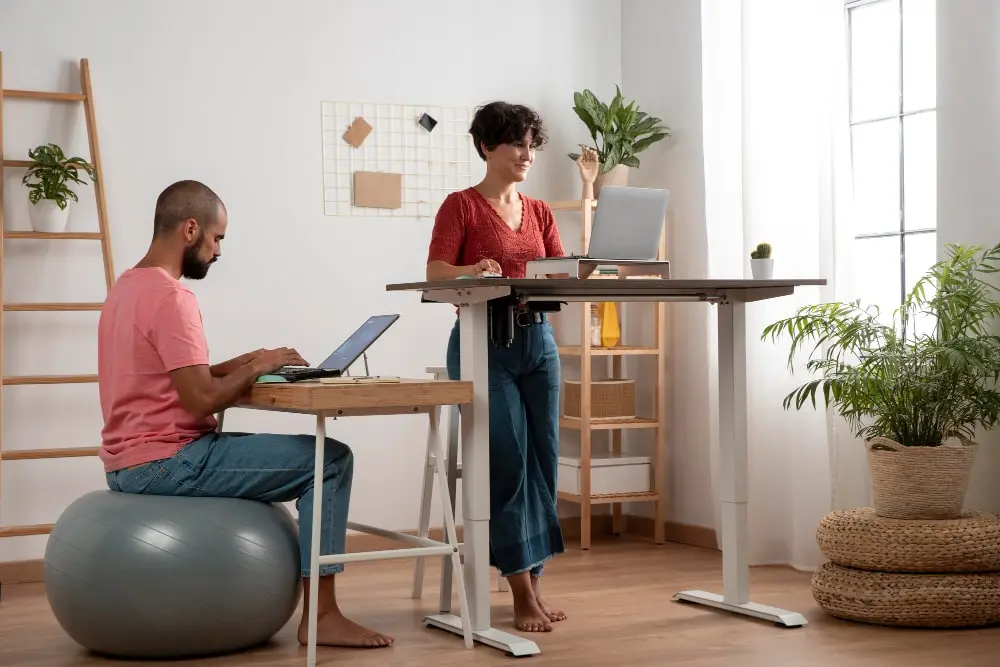 Workspace Optimization: Using Modular & Ergonomic Furniture Together Workspace Optimization: Using Modular & Ergonomic Furniture Together